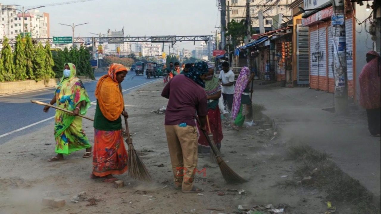 নারায়নগঞ্জের সাইনর্বোড  সিটি করর্পোরেশন মহাসড়ক পরিচ্ছন্নতা কার্যক্রম